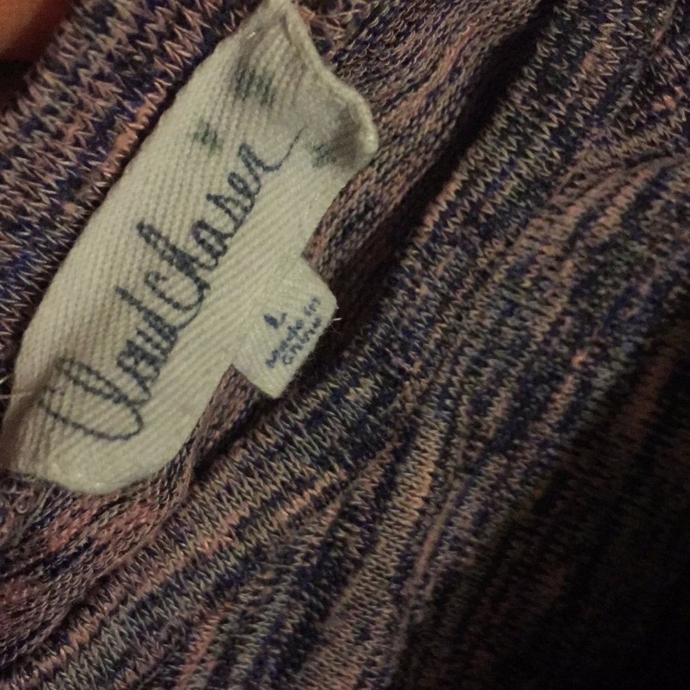 A Shirt - Picture 3 of 3